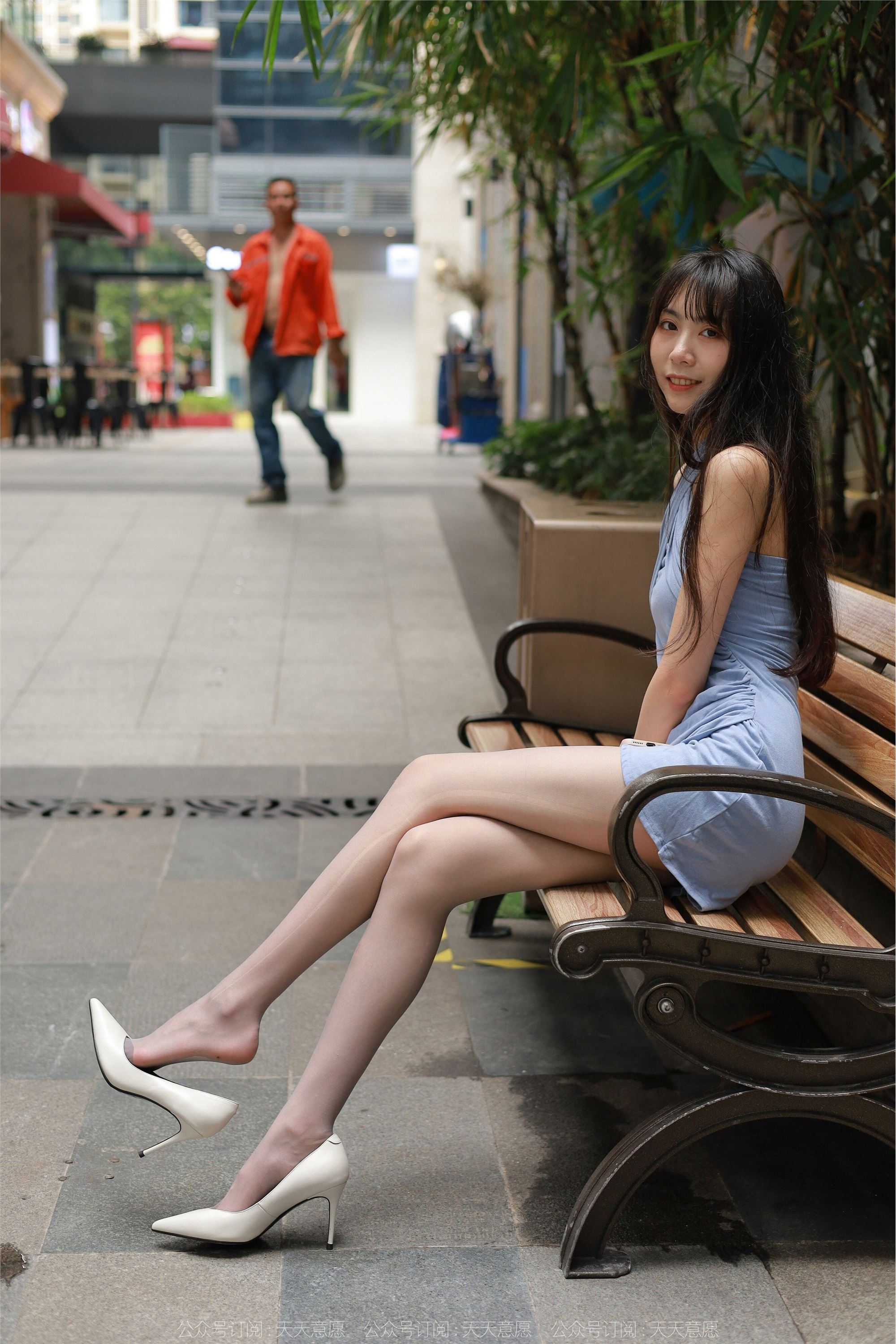 IESS异思趣向 2022.06.07 丝享家 1110：团团《灰丝蓝色短裙》